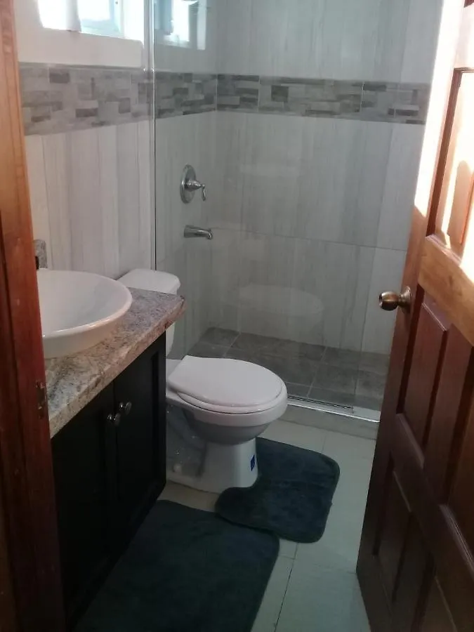Appartement Luxury 3Bed 4 Bath @ Dillsbury à Kingston 0*,  Jamaïque